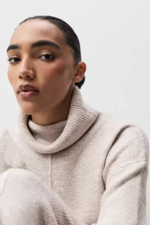 Ribbed roll neck sweater